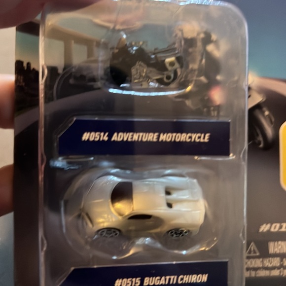 Micro Machines 2-Pack Series 1 #012 Cycle & Bugatti Chiron: Target Exclusive Toy - Picture 2 of 5